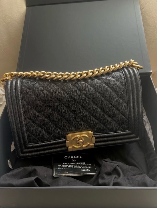 CHANEL Handbags - Chanel Caviar Medium Boy Bag